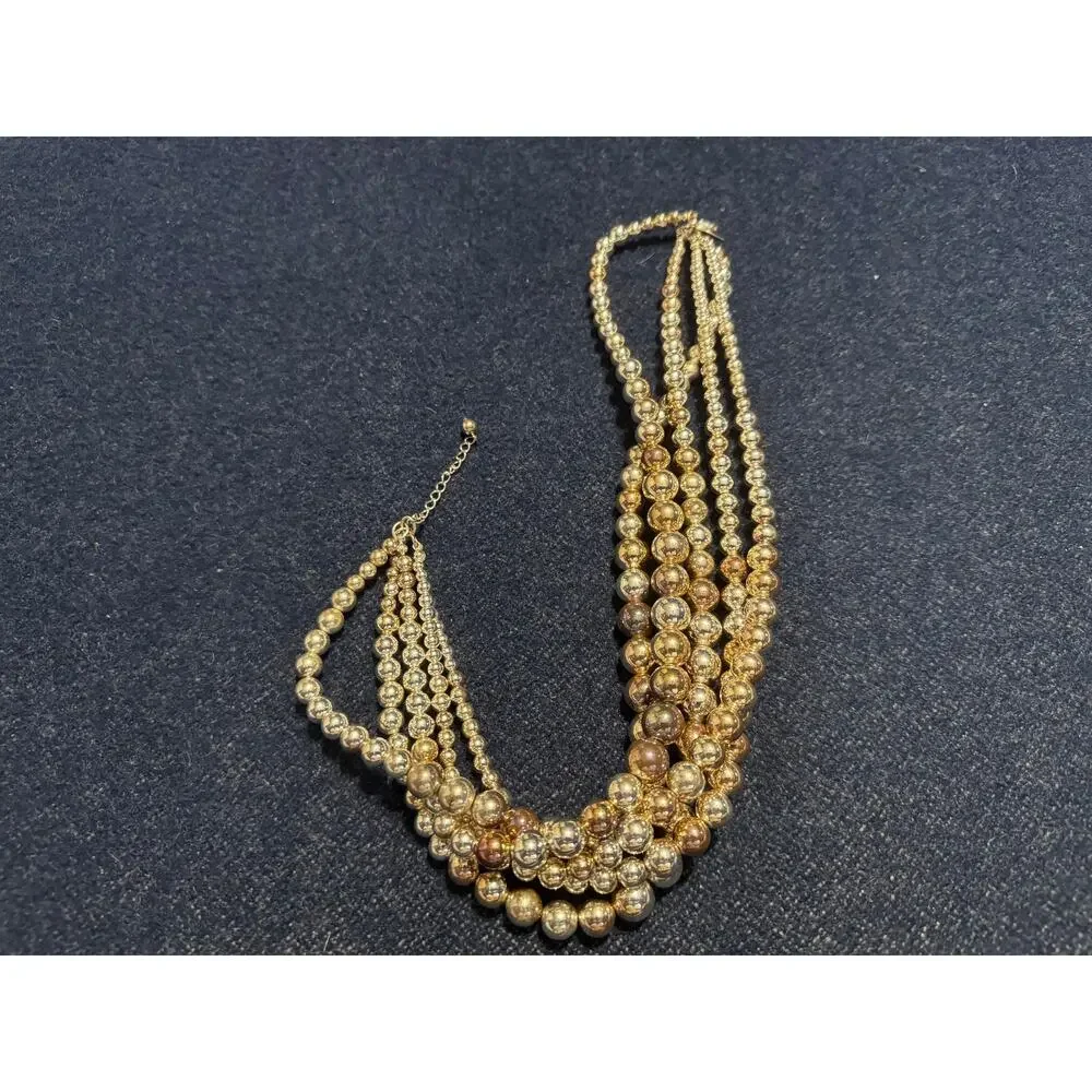 White House Black Market Graduated Lucite Ambre Necklace